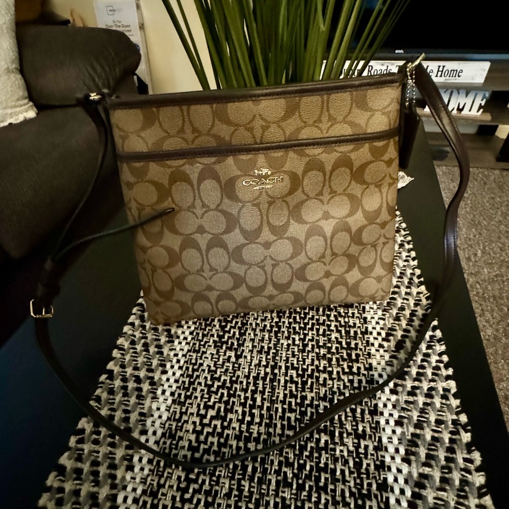 Authentic coach crossbody bag